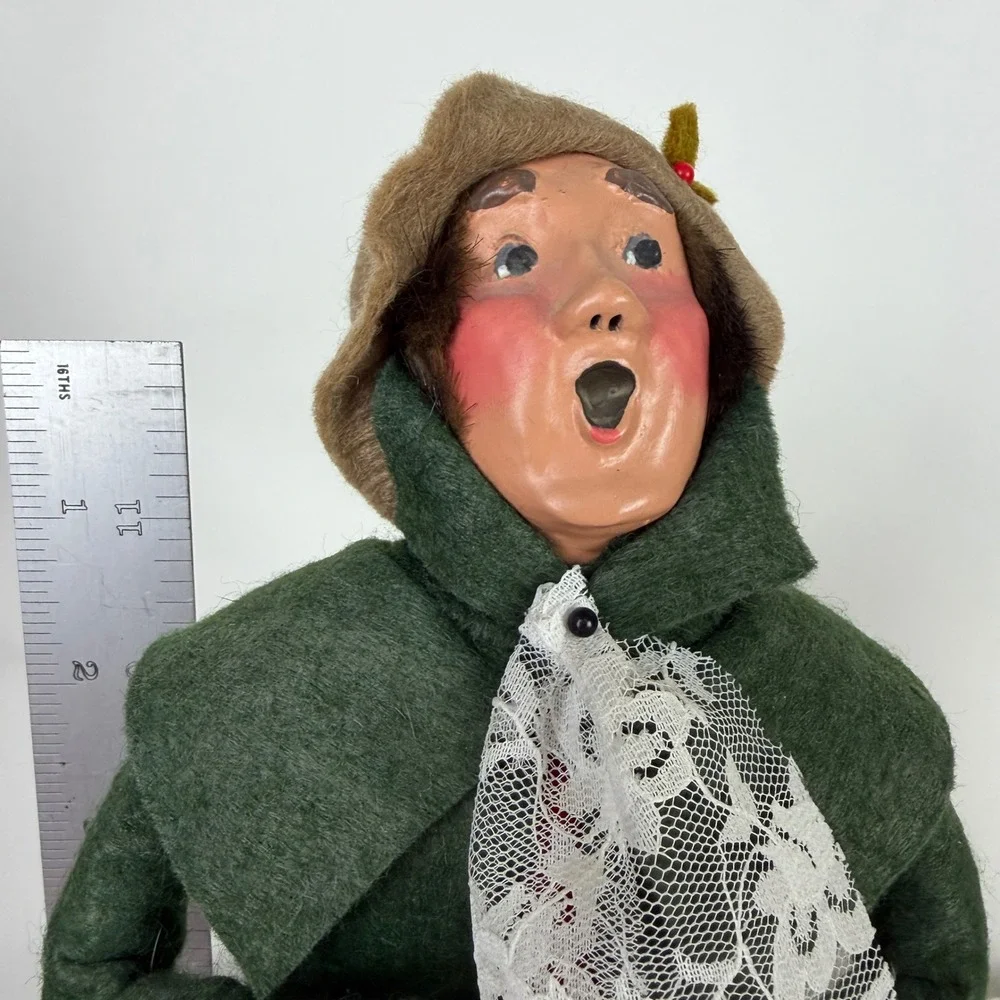Byers Choice Carolers 1991 Vintage Singing Man Figurine Joyeux Noel Green 14